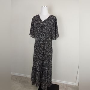 Piper and Scoot Maxi Dress | Size XXL | Ditsy Floral Design | V Neck